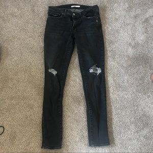 Levi’s 711 Skinny Jeans